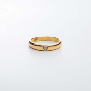 Alternative view of Anello Ava