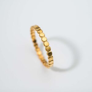 Alternative view of Anello Megan
